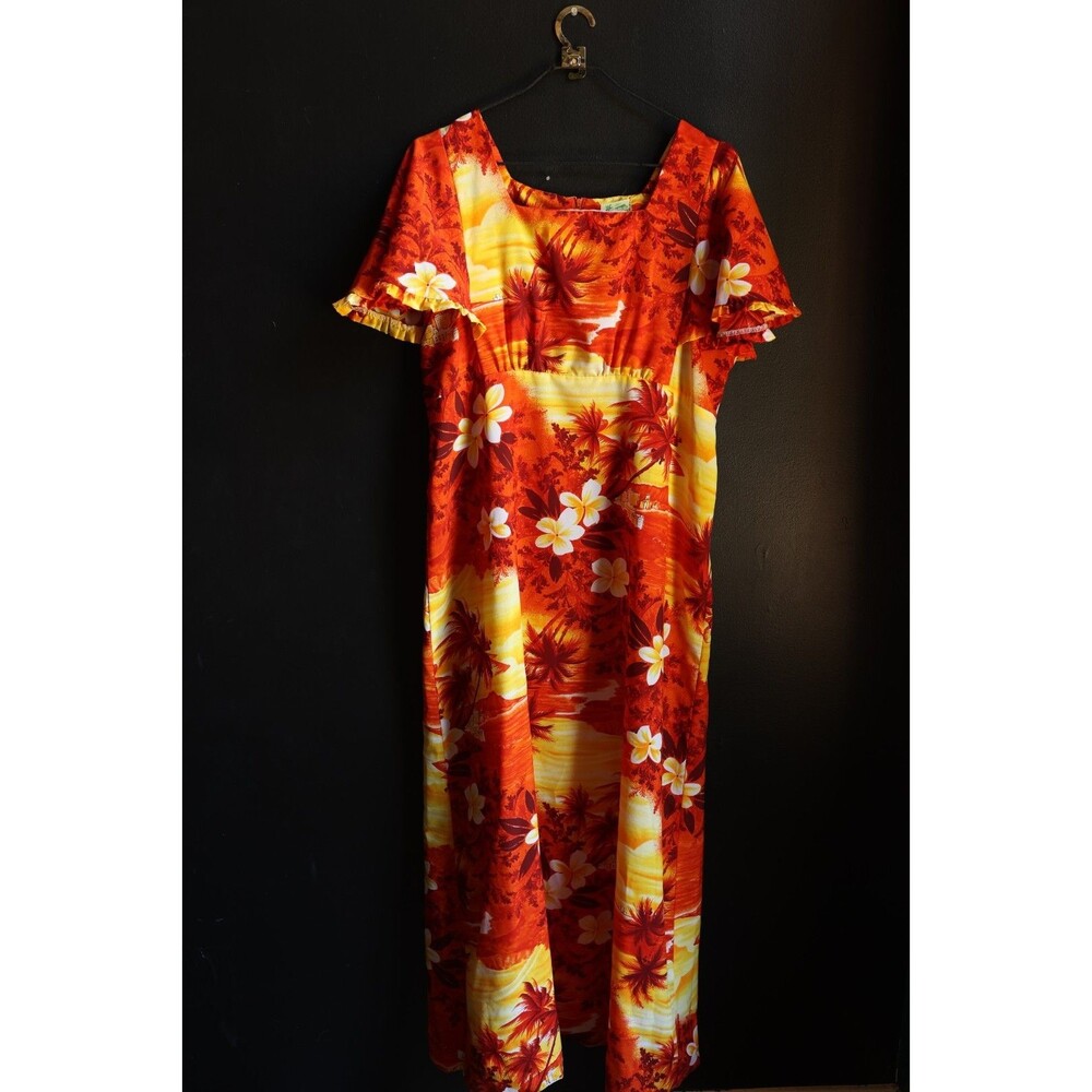 Vintage 60s 70s Hawaiiana Made in Hawaii Floral Maxi Dress Aloha Tropical Muumuu